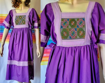 Peasant smock dress size XS-Med, vintage cotton short sleeve midi sundress embroidery & waist tie, boho hippie ethnic Thai traditional style