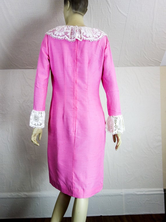 Vintage 60s bubblegum pink baby doll dress size m… - image 4