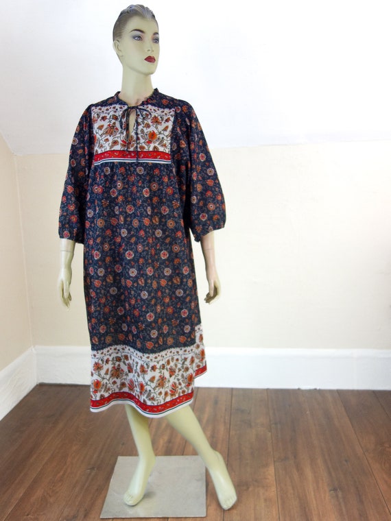 80s caftan or housedress size small to XL, puff s… - image 2