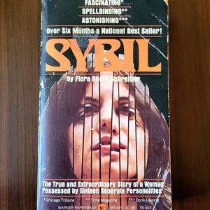 Vintage Sybil Paperback Book: Flora Rheta Schreiber, 1976 Edition