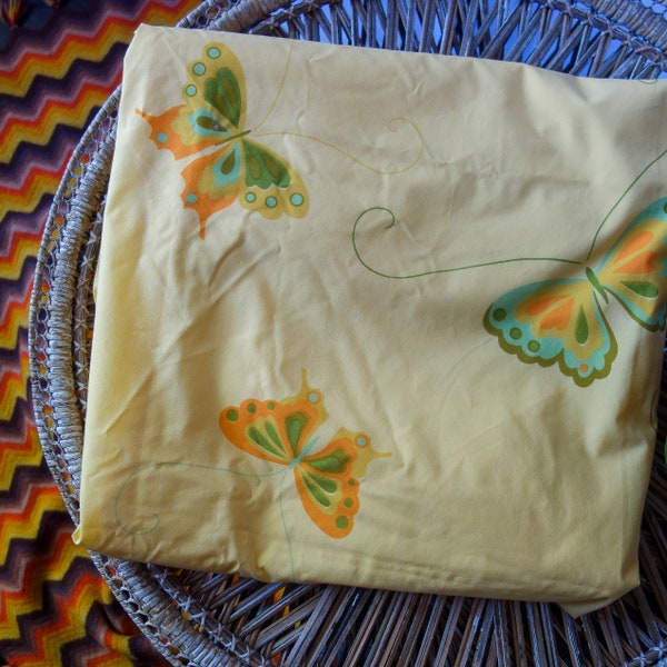 Vintage 70s Hanae Mori flat sheet, twin size bedsheet set groovy 70s colors boho bedding butterfly yellow flower power hippie decor