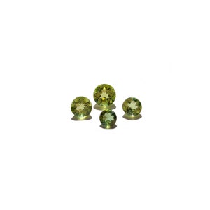 Set of Four Round Faceted Peridot Gemstones/ Faceted Peridot/ Faceted Round Peridot/Peridot/ Loose Gemstone Lot/Gemstones for Jewelry Making