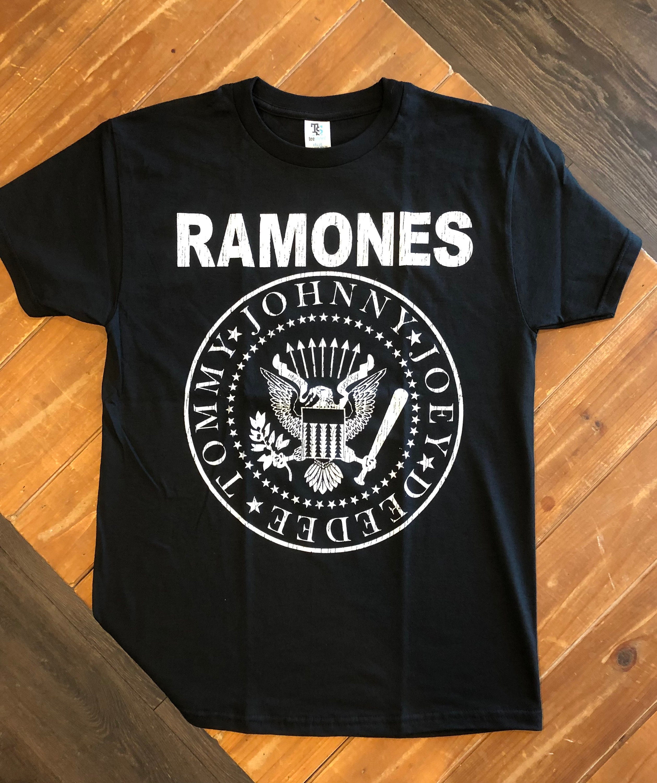 ramones t shirt