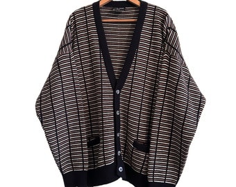 Vintage 1980s Oversized Cardigan with Striped Pattern / 80s Vintage Cardigan / 80s Cardigan / 80s Jumper