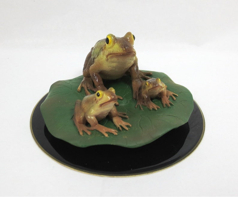 Reptile Frog statue pond frog figurine Rainforest Frog resin frog figurine Frog family Figurine Frog Figurine