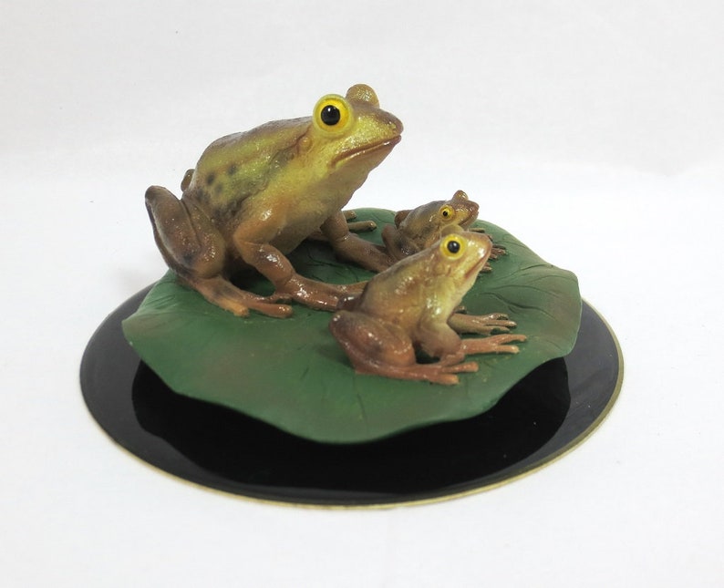 Reptile Frog statue pond frog figurine Rainforest Frog resin frog figurine Frog family Figurine Frog Figurine