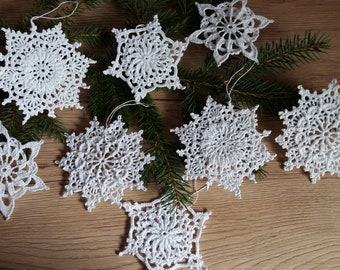 White crochet snowflakes winter decoration Christmas ornaments  Set of 8 white snowflakes-Christmas decor-Crochet snowflakes