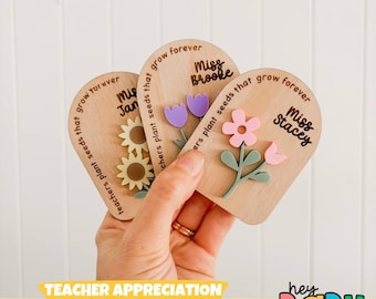 Teacher Gift Flowers | Personalised | Educator Gift | Magnet | Custom Name | Thoughtful Gift | School | Student Gift | Pupil Gift | ThankYou
