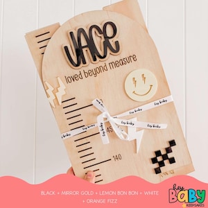 courbe de croissance personnalisée - SMILEY | Décoration de chambre de garçon | Thème rétro smiley | courbe de croissance acrylique | Règle en bois | Mesurer | Hauteur de bébé