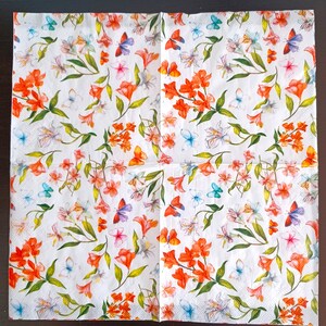Lot de 4 serviettes de table pour le déjeuner Serviettes en papier pour décoration Papier pour décoration Fleurs pour décoration Serviettes Amour