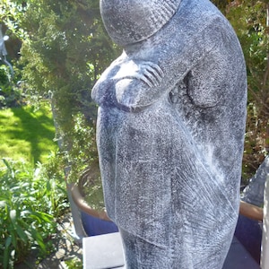 Abstract Woman &quot;The Thinker&quot; Cast Stone Concrete Sculpture 47 cm Frostproof Patinated Concrete-Garden pierre reconstituée Hormigón Betoni
