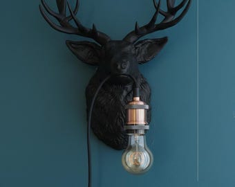 Golden deer head wall lamp – hand-painted, stylish designer wall decoration with light object