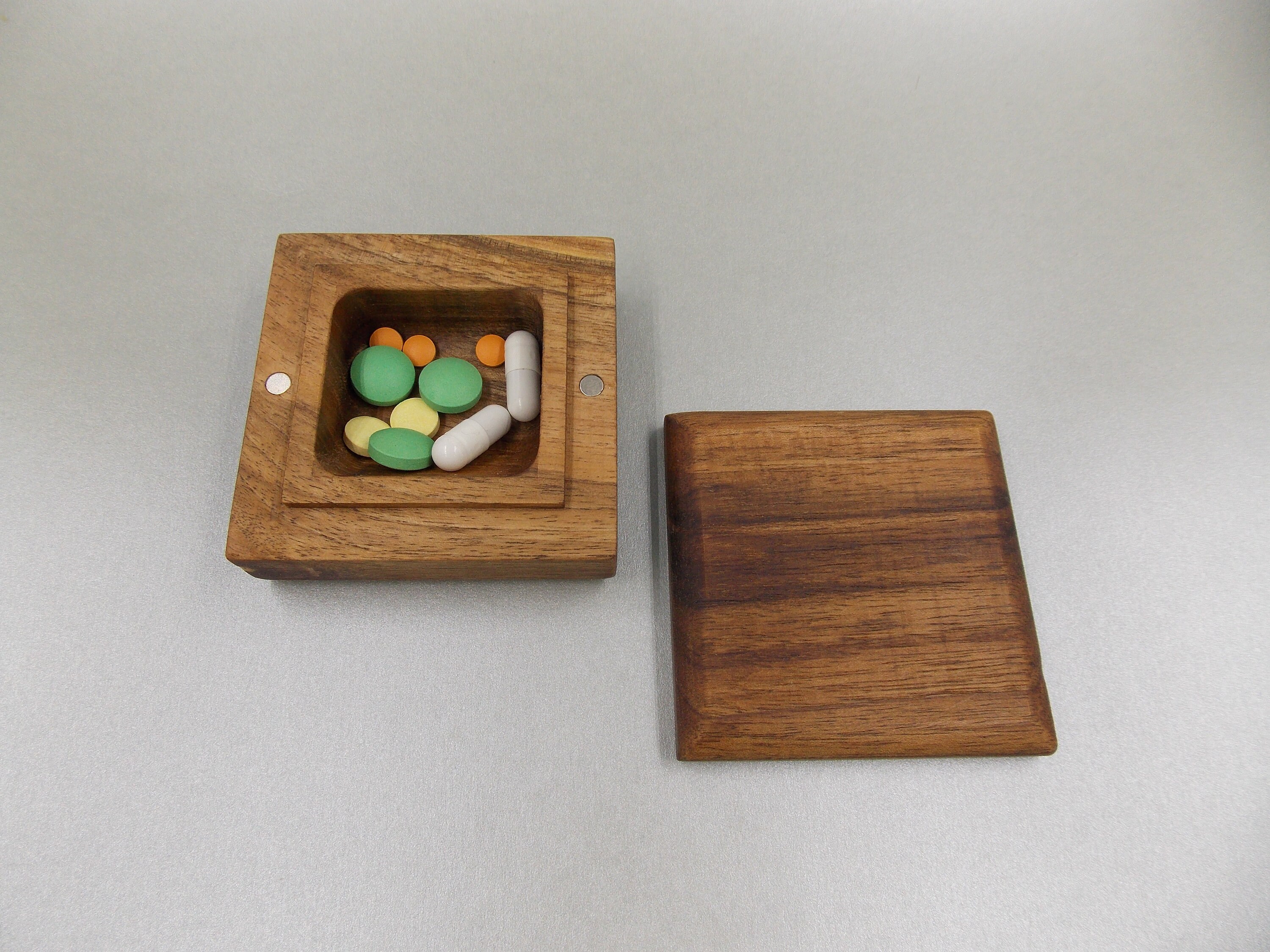Wooden Small Pill Box Jewelry / Travel Pill Box / Nature Etsy UK