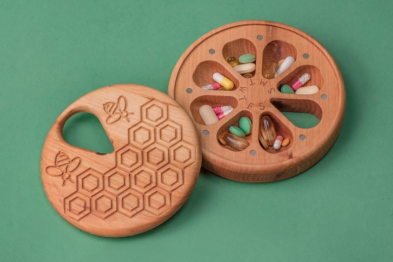 Wooden Pill Box 7 Day Pill Case Organizer Wooden Decorative Travel Weekly Pill Box / Honecomb & Bees / Pill Container /round box Alder wood
