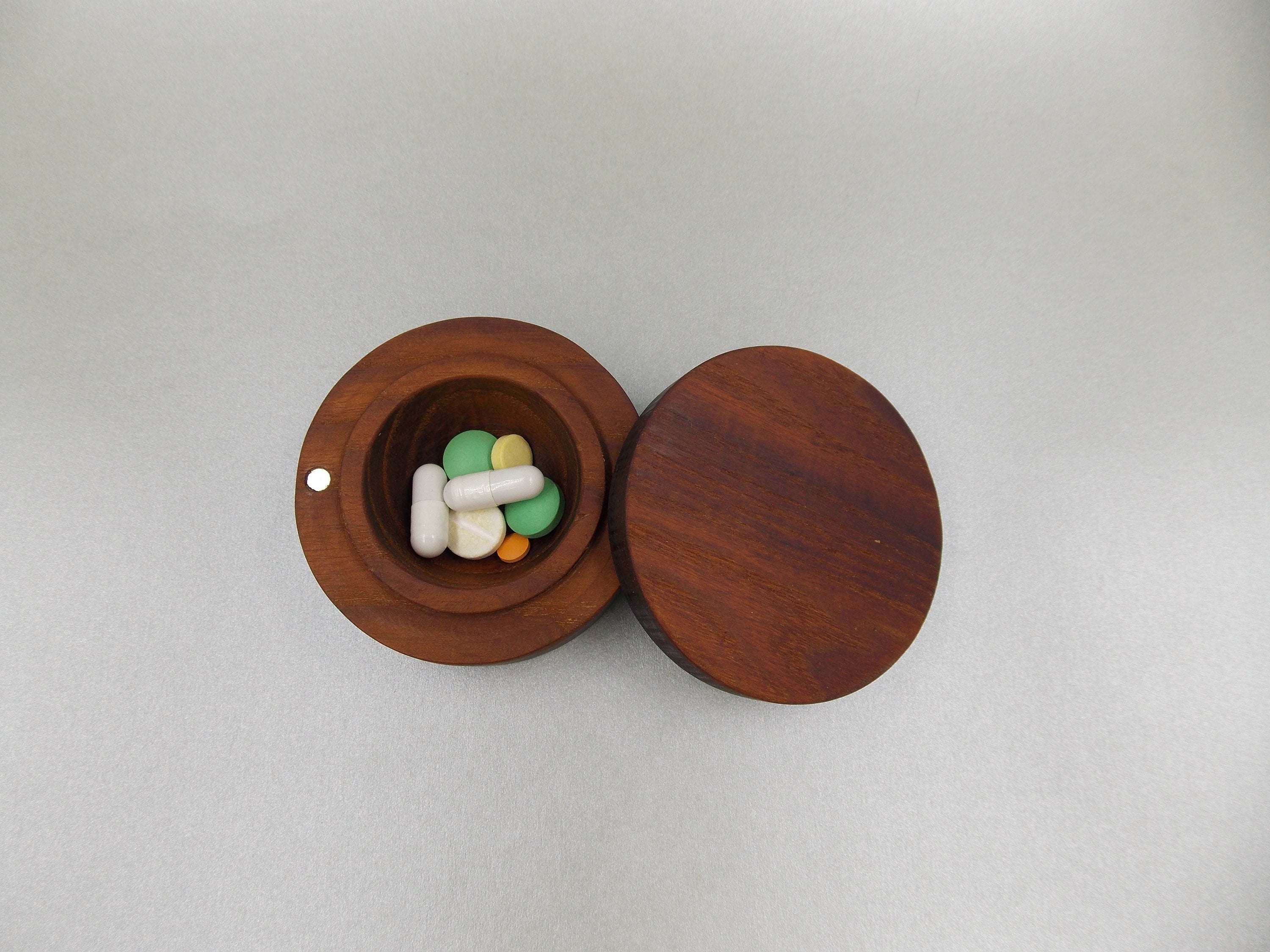 Wooden Small Pill Box Jewelry Gift/travel Pill Box / Nature Etsy UK