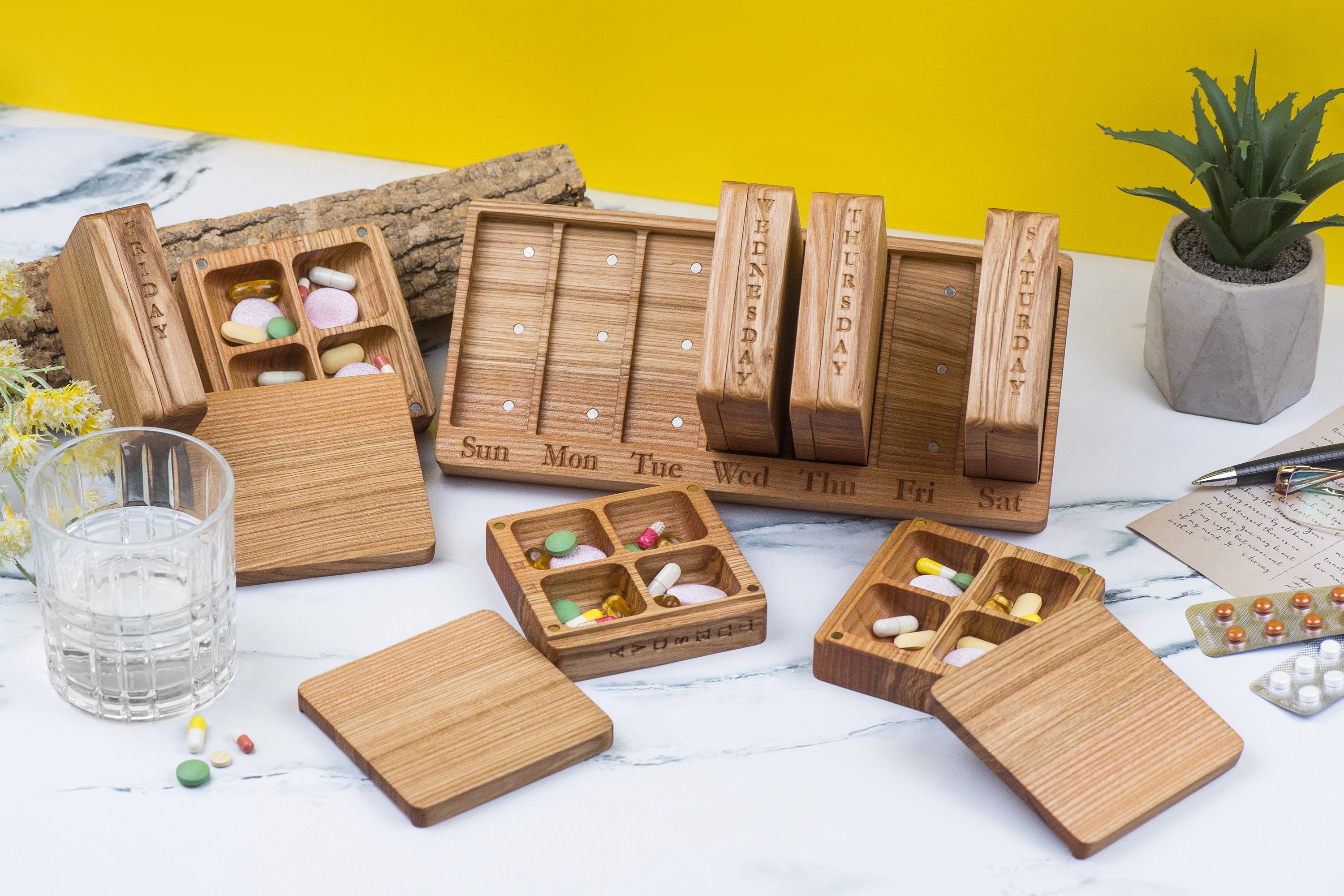 Pill Organizer 7 Day Night 2-4 times day Modular wooden wall box/Decorative Weekly Pill Box/Natural type of wood/Pill Container//Pill Case