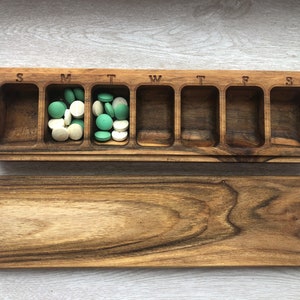 Wooden Pill Box 7 Day / Pill Case Organizer Decorative Travel Large Big Pill Box /Nature Ornament / Natural type of wood / Pill Container /