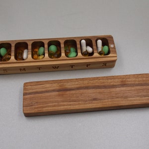 Pill Box 7 Day Pill Case Organizer Wooden Nature Ornament / Natural type of wood / Pill Container / Organizer /Mini and Micro Pill Cases