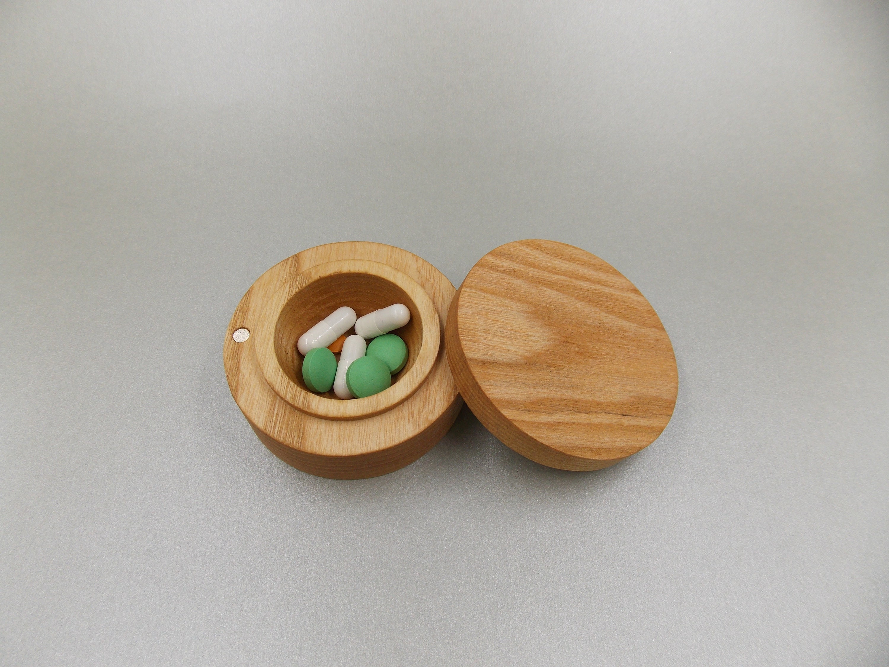 Wooden Small Pill Box Jewelry Gift/travel Pill Box / Nature Etsy UK