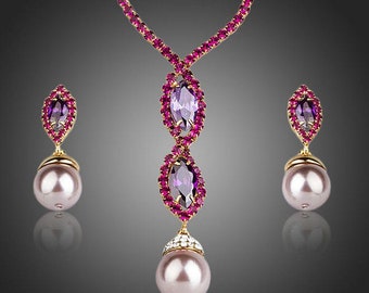 Elegant Pearl Necklace & Drop Earrings Set