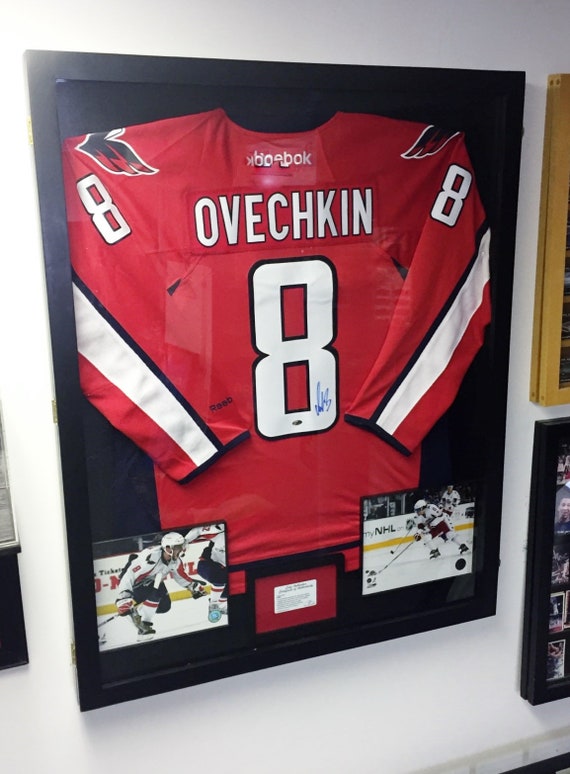 framed hockey jersey