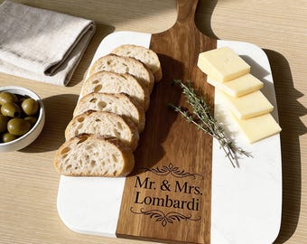 Tabla de charcutería de mármol personalizada, regalo para recién casados, regalo de inauguración de la casa, tabla de servir de madera y mármol personalizada, regalo para anfitriona
