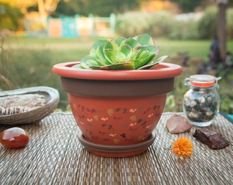 Déjà vu - Hand painted, 6 1/2 inch acrylic bell pot, sienna, decorative pot, succulent pot, terracotta pot, flower pot, home decor