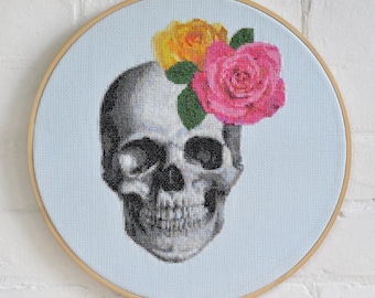 Patrón Punto de Cruz Calaveras y Rosas, Patrón Punto de Cruz, Anatomía, Patrón Anatómico, Rosas, Patrón Punto de Cruz Rosas, Floral