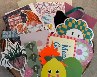 JUNK JOURNAL Stationary Pack, Scrapbooking, Arts & Crafts, Collaging - Great for personal use or gifts