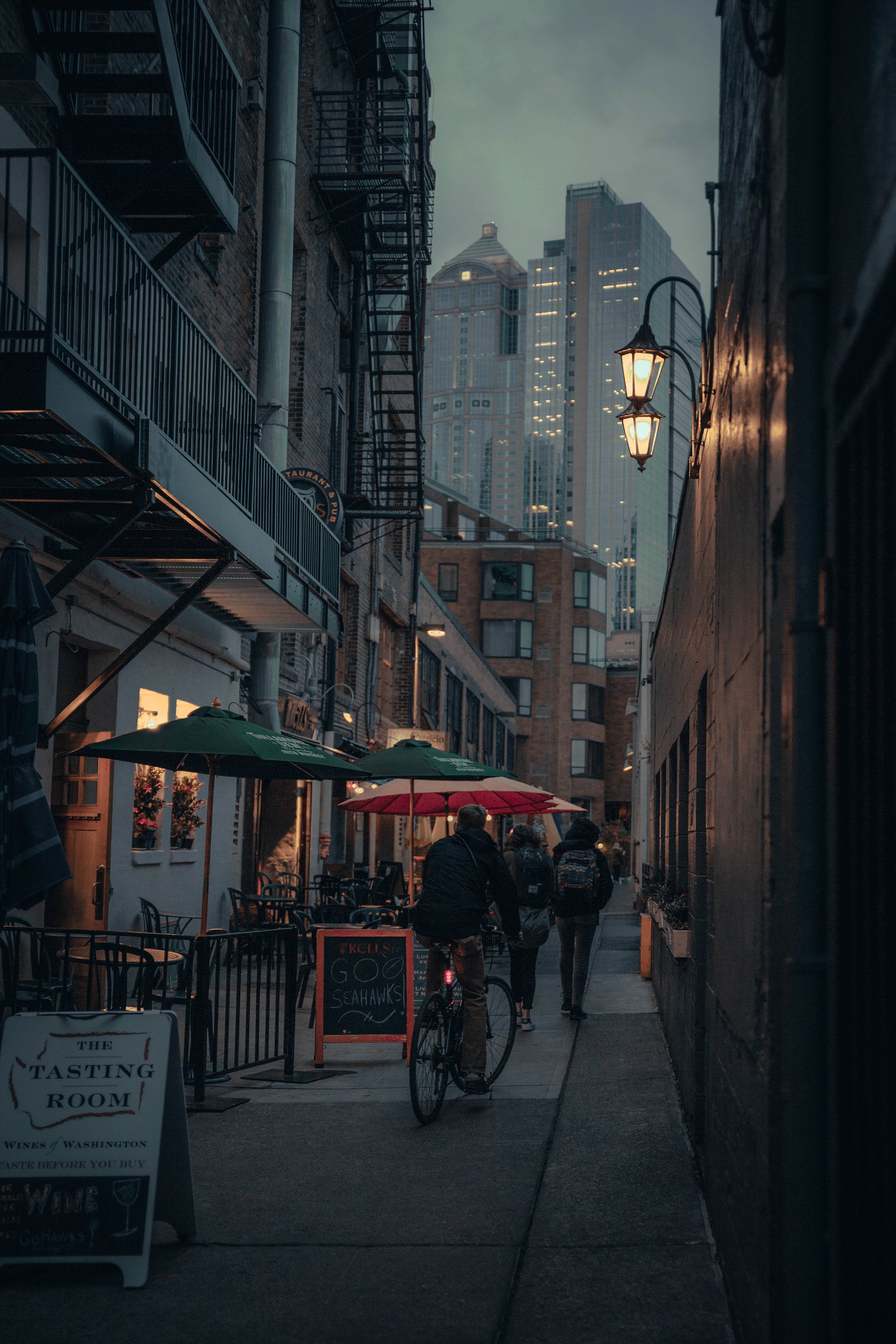 Seattle Washington Downtown Photography Print / Washington Photography / Seattle Photos / Post Alley / Seattle Art / Pike Place Market