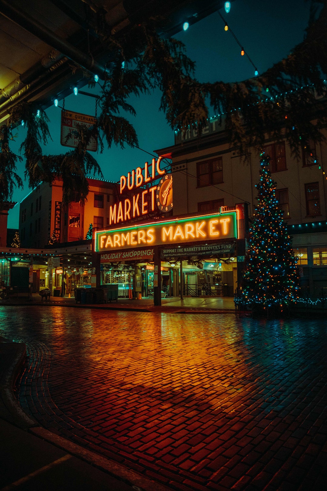 Seattle Christmas Market lights up this holiday season – Nordic News, image size:1080x1620