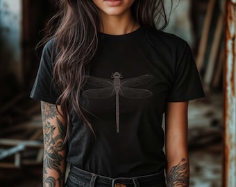 Dragonfly Graphic T-shirt: Women's Nature Lover Tee