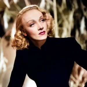 Marlene Dietrich - COLORIZED!!!!