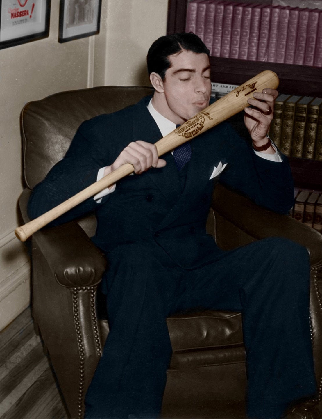 Joe DiMaggio baseball legend