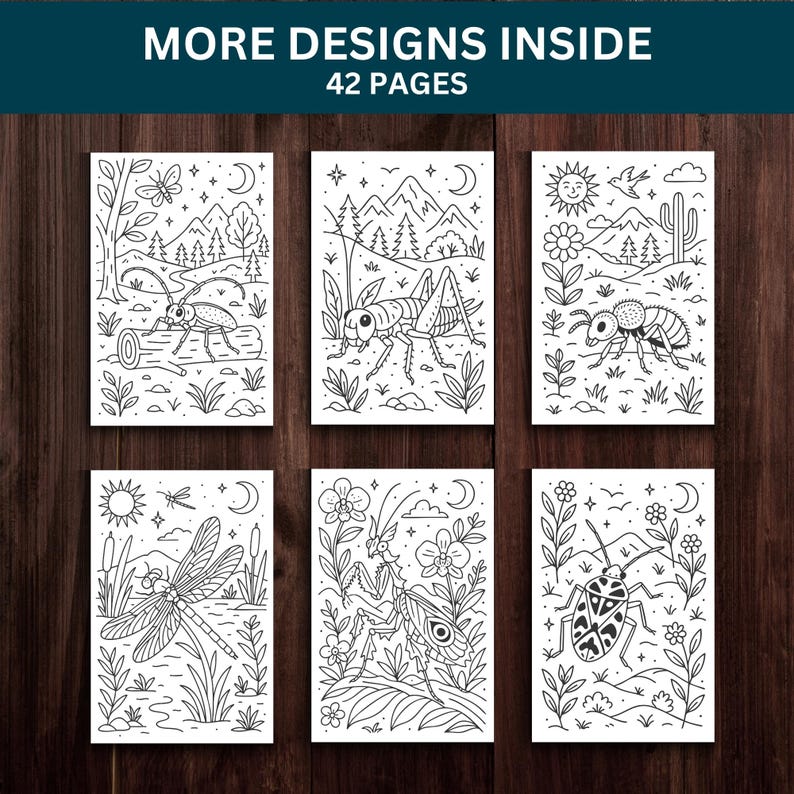 Op de afbeelding: Zes zwart-wit kleurplaten met gedetailleerde insectenillustraties, waaronder een sprinkhaan, mier en libelle. De pagina's staan tegen een donkere houten achtergrond. De tekst "MORE DESIGNS INSIDE 42 PAGES" staat bovenaan.
