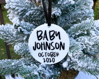 Baby announcement | Baby announcement ornament | Pregnancy announcement | Pregnancy reveal | Pregnancy ornament | Christmas baby