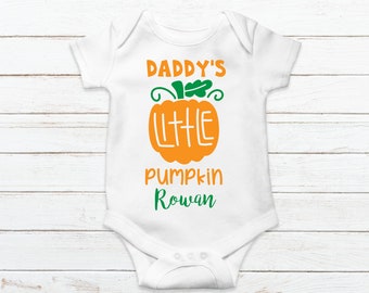 Novelty Themed Baby Grow //Suit Grandma GRANNY/'S LITTLE PUMPKIN Halloween