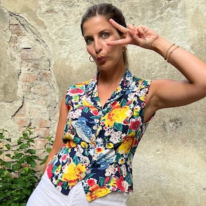 Giorgio Kauten vintage blouse in multicolored floral patterned viscose