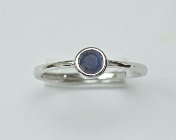 sapphire birthstone rings