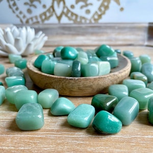 Green Aventurine Tumbled Stone