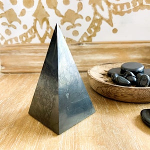 Shungite High Pyramid