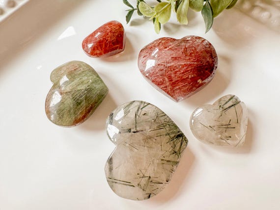 Red & Green Rutile in Quartz Hearts - image 3