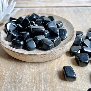 Black Obsidian Tumbled Stone