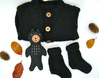Baby cardigan, laarsjes en mini Bear set, Merino wol baby cardigan, unisex baby cardigan, hand gebreid, Cardy, bootie en Bear set