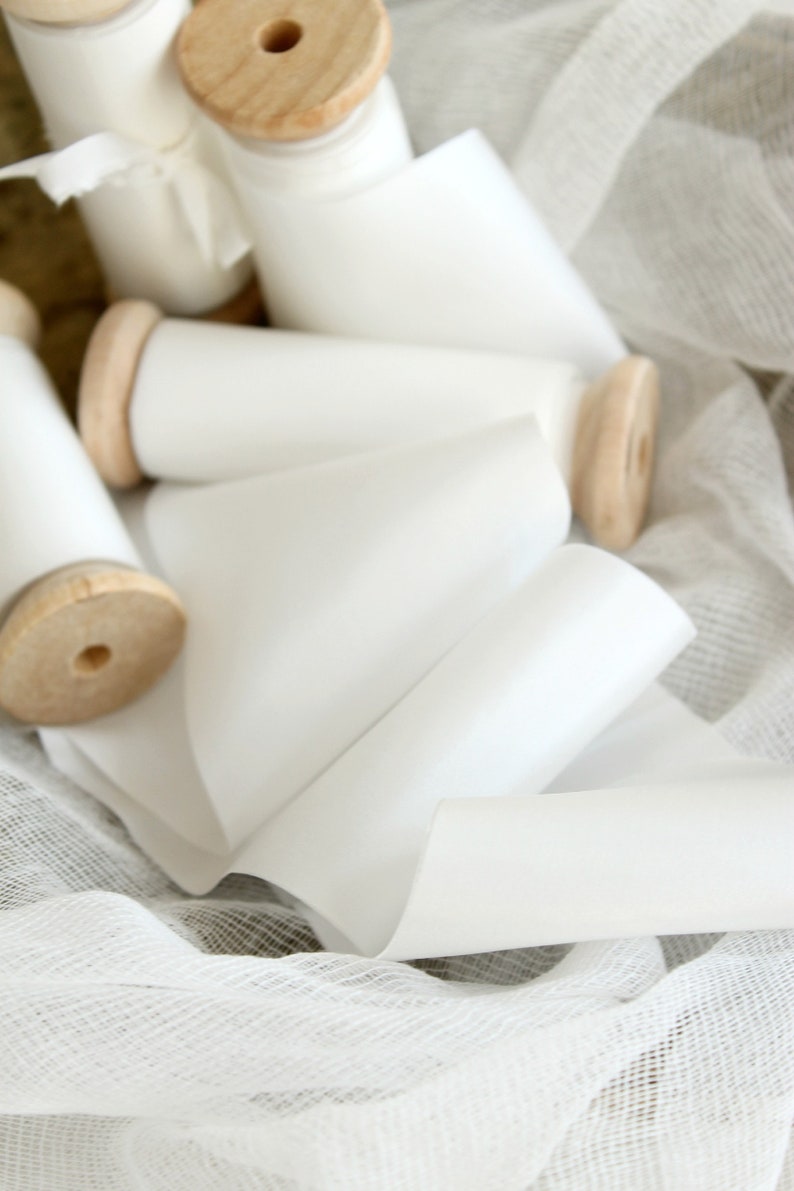 White silk ribbon Snowy white sash Habotai silk Classic wedding bouquet Calligraphy ribbon Wedding vows ribbon Gift for bride Made of honor