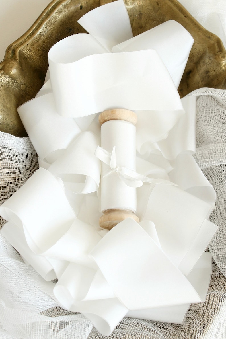 White silk ribbon Snowy white sash Habotai silk Classic wedding bouquet Calligraphy ribbon Wedding vows ribbon Gift for bride Made of honor