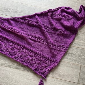 HYACINTH SHAWL Digital pattern | Knitting pattern download | DK weight shawl