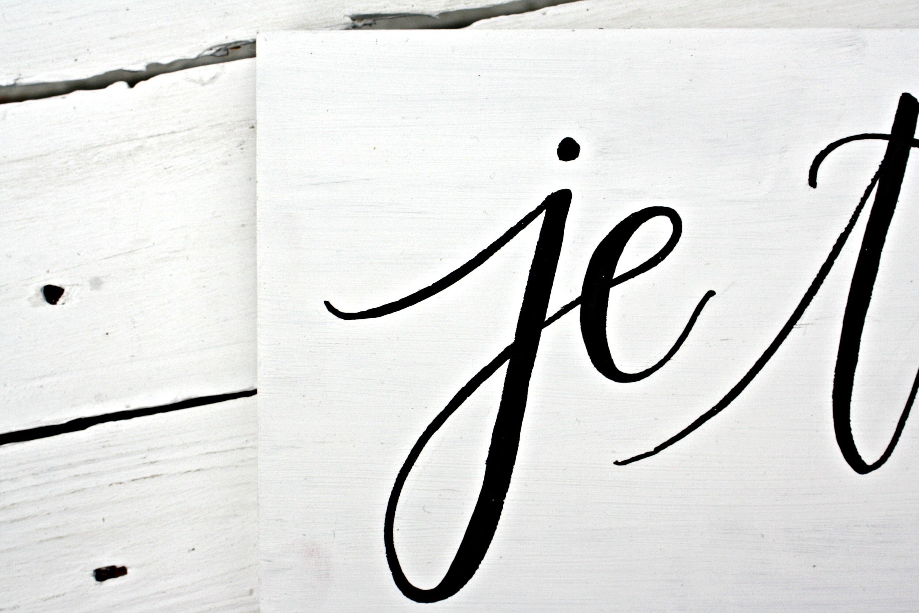 Artemio - 11,5 cm-Bois-Letter J maiuscolo Colore Beige