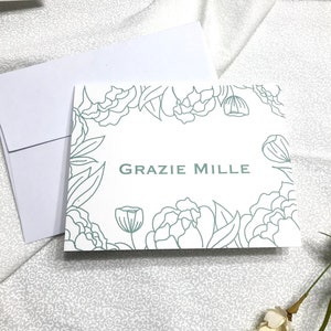 Juego de tarjetas de agradecimiento con motivos florales: juego de tarjetas de agradecimiento con motivos florales dibujados a mano