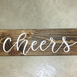 Placa de madeira Cheers - Placa de bar - Placa com letras feitas à mão - Decoração rústica para casa - Placa de cozinha